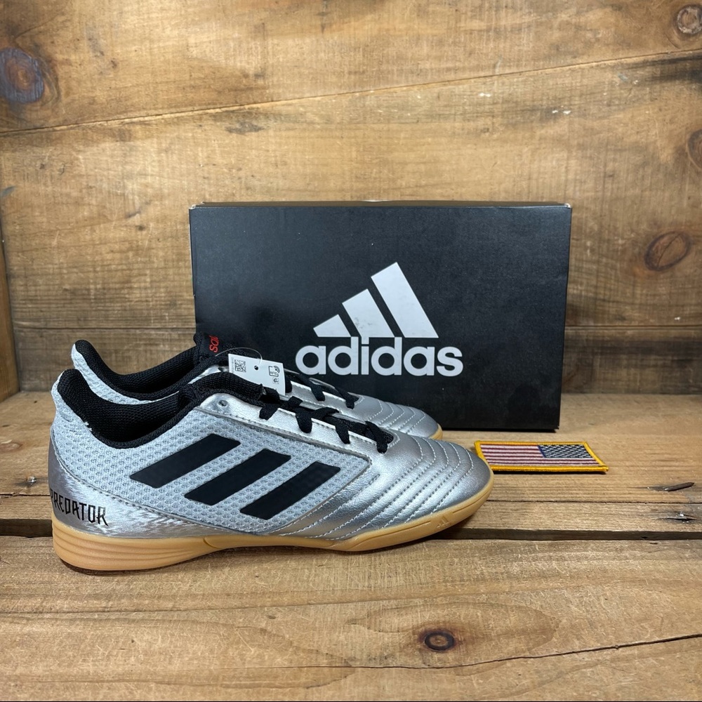 NWT Adidas Predator 19.4 in Sala J